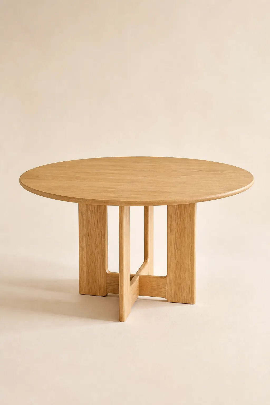 Rund dining table